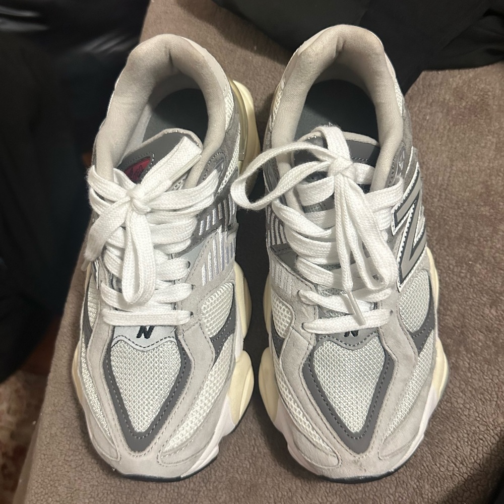 New Balance 9060 Rain Cloud Grey M 4.5 / W 6